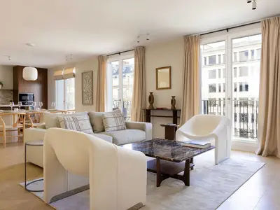 Ferienwohnung für 9 Personen (130 m²) in Paris 1/10