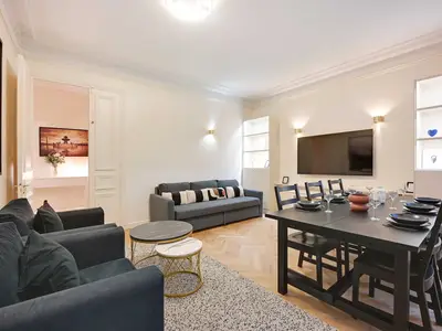 Ferienwohnung für 9 Personen (120 m²) in Paris 1/10