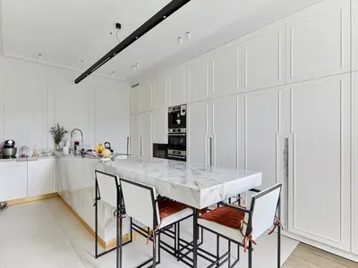 DiningRoom