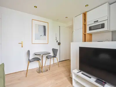 Ferienwohnung für 3 Personen (14 m²) in Paris 8/10