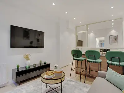 Ferienwohnung für 5 Personen (28 m²) in Paris 8/10