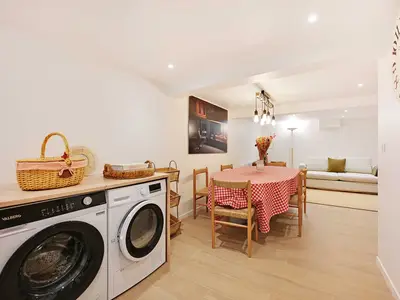 Ferienwohnung für 13 Personen (128 m²) in Paris 10/10