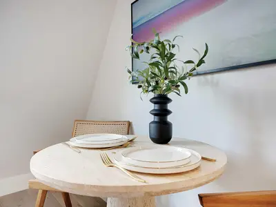 DiningRoom