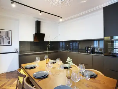 Ferienwohnung für 7 Personen in Paris 10/10
