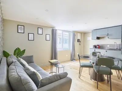 Ferienwohnung für 7 Personen (49 m²) in Paris 1/10