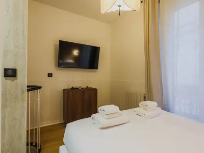 Ferienwohnung für 5 Personen (46 m²) in Paris 10/10