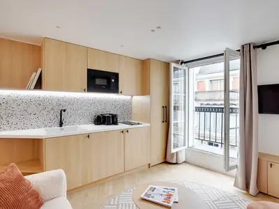 Ferienwohnung für 3 Personen (22 m²) in Paris 8/10