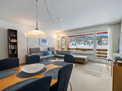 Ferienwohnung für 6 Personen (82 m²) in Parpan 9/10