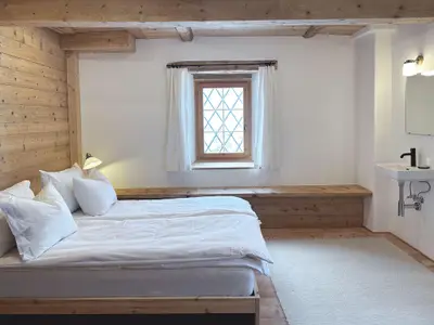 Ferienwohnung Stüva Curuna Parpan – Schlafzimmer 2
