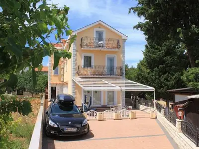Ferienwohnung für 8 Personen in Pašman 2/10