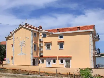 Ferienwohnung für 8 Personen in Pašman 3/10