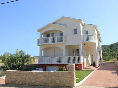 Ferienwohnung für 4 Personen in Pašman 1/10