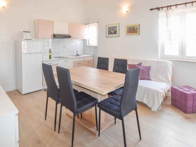 Ferienwohnung für 5 Personen (60 m²) in Pašman 9/10