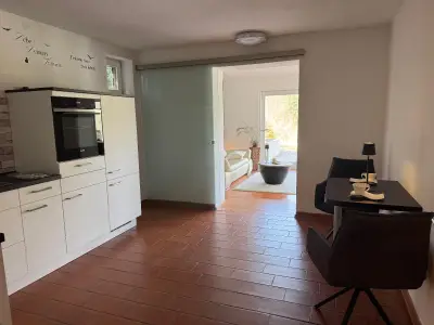 Küche mit Essbereich