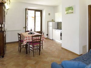 23851704-Ferienwohnung-4-Pastina-300x225-1