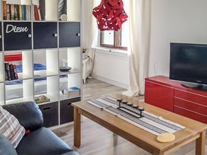 23757157-Ferienwohnung-4-Pauliström-300x225-1