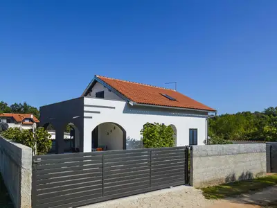 Ferienwohnung für 3 Personen (56 m²) in Pavicini 5/10