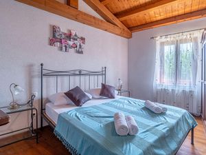 23767930-Ferienwohnung-6-Pazin-300x225-1