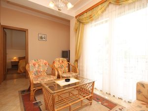 18321458-Ferienwohnung-4-Pašman-300x225-2