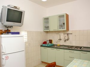 19129563-Ferienwohnung-3-Pašman-300x225-3