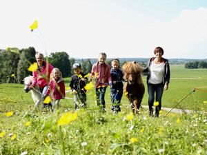 24047215-Ferienwohnung-4-Peißenberg-300x225-1