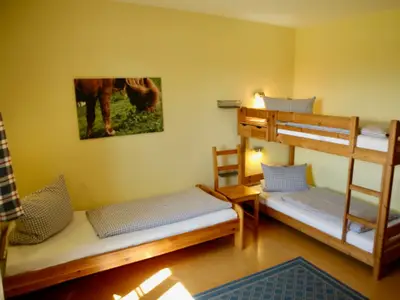 ferienwohnungbauernvilla-kinderzimmer