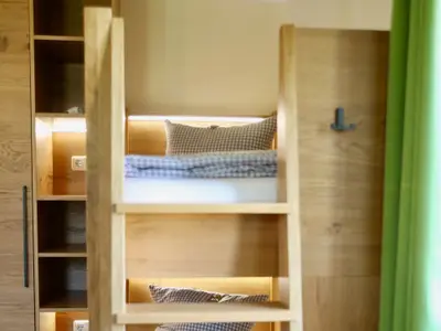 ferienwohnungsonneneck-kinderzimmerhochbett