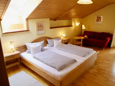 ferienwohnunglandhaus-schlafzimmer492820