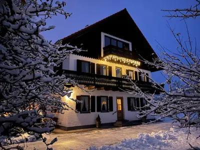 Ferienwohnung für 3 Personen (65 m²) in Peißenberg 2/10