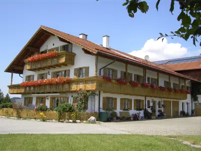 Ferienwohnung für 7 Personen (130 m²) in Peiting 1/10