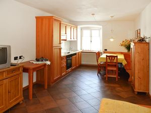 23292093-Ferienwohnung-4-Pellizzano-300x225-5