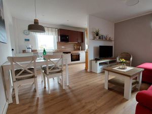 18137938-Ferienwohnung-4-Pellworm-300x225-5