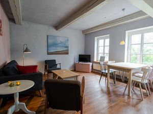 18187070-Ferienwohnung-5-Pellworm-300x225-4