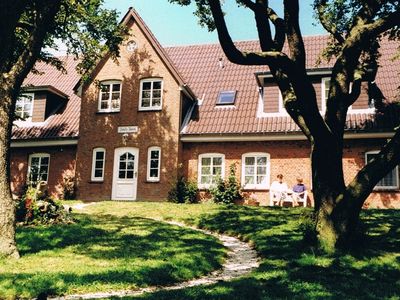 Der Friesenhof mit Bauerngarten