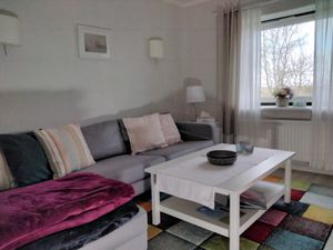 1657024-Ferienwohnung-4-Pellworm-300x225-5