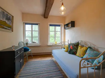 Schlafzimmer 2