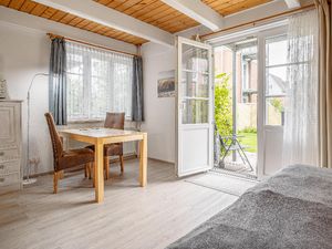 21545151-Ferienwohnung-4-Pellworm-300x225-4