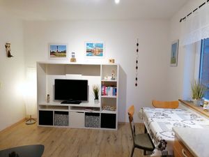 23995834-Ferienwohnung-2-Pellworm-300x225-3