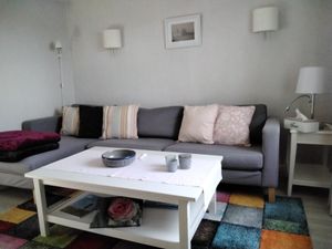 18157091-Ferienwohnung-4-Pellworm-300x225-4