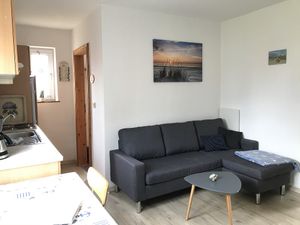 23995975-Ferienwohnung-2-Pellworm-300x225-3