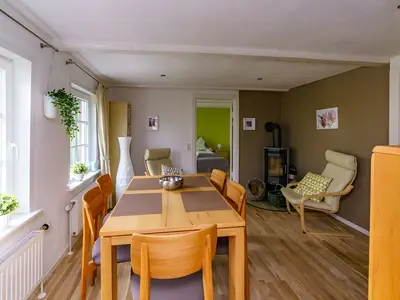 Photo, INSIDE, OUTSIDE