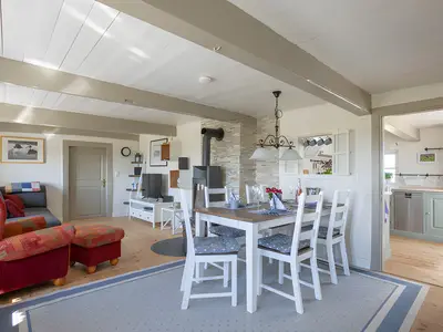 Photo, INSIDE, OUTSIDE