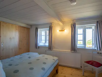 BEDROOM, INSIDE, OUTSIDE