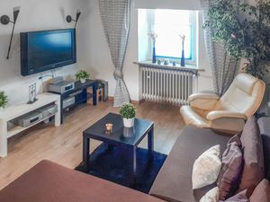 23720588-Ferienwohnung-6-Pelm-300x225-2