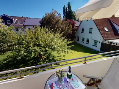 Ferienwohnung für bis zu 4 Personen und Hund mit Balkon und Tiefgaragenstellplatz