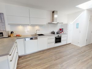 23677190-Ferienwohnung-6-Pelzerhaken-300x225-5