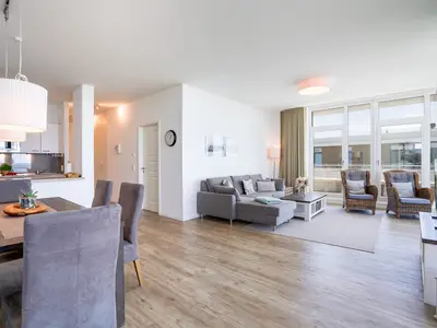 Strandfeeling das ganze Jahr – Ihr exklusives Penthouse mit Panorama-Meerblick.