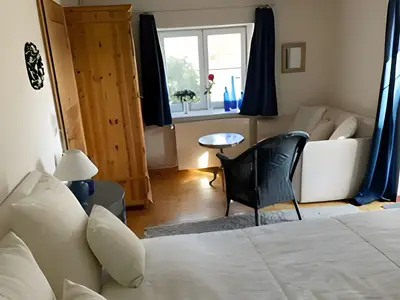 Photo, INSIDE, OUTSIDE