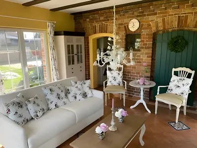 Photo, INSIDE, OUTSIDE