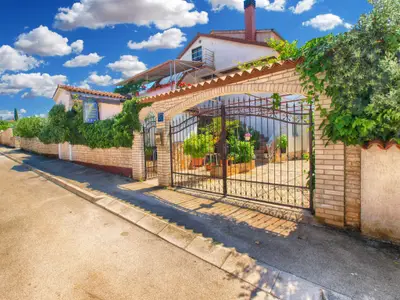 Ferienwohnung für 2 Personen (27 m²) in Peroj 2/10